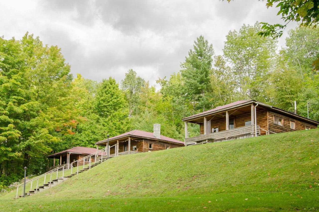 Mountain Lake Cottages Westmore Εξωτερικό φωτογραφία